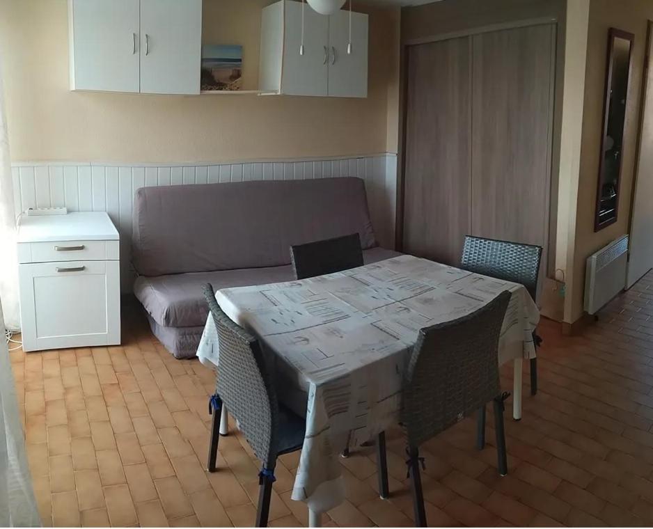 Appartement T2 Avec Piscine, Proche De La Plage Et Du Port Gruissan Exterior photo